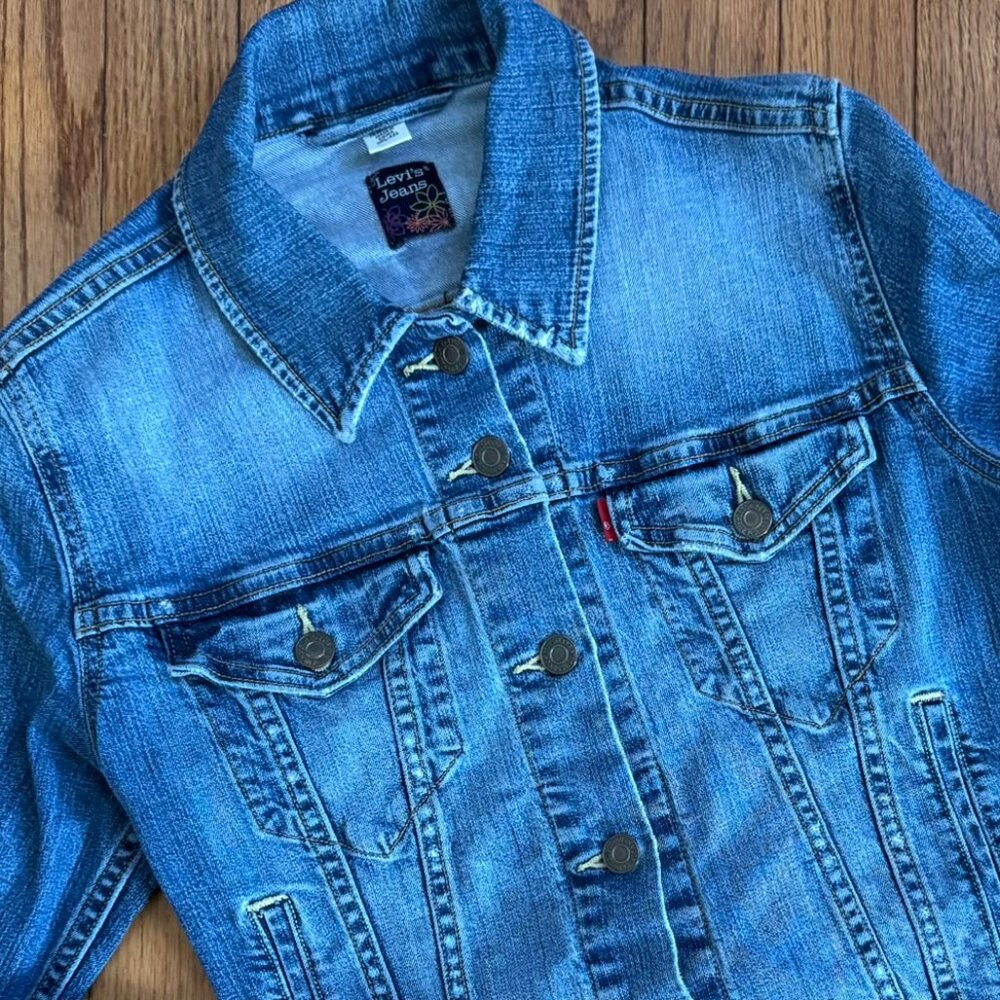 Levi's 730 Series Trucker Jean Jacket Medium Wash Floral Tag - Small